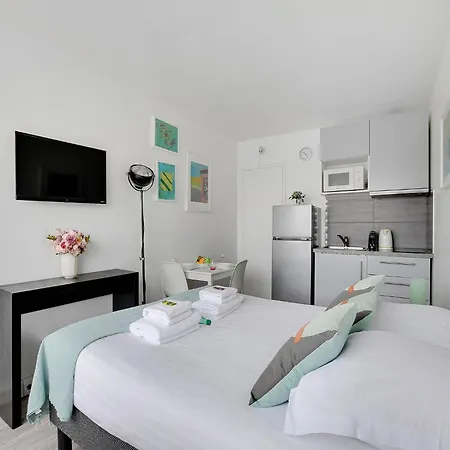 Appartement Bright With Balcony - 2p- Eiffel Tower View *